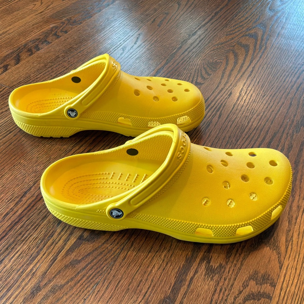 Crocs Classic Clogs Yellow Mens Size 13 Water Friendly Slip On Shoes EUC